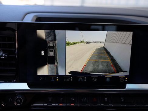 Certified 2024 Chevrolet Silverado 3500 LTZ w/ LTZ Premium Package image 19