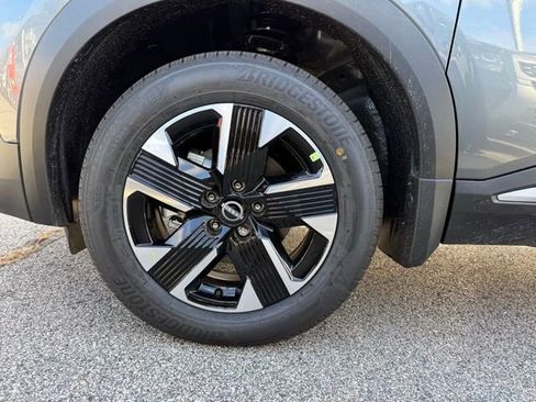 New 2026 Nissan Kicks SV w/ Charging Package image 12