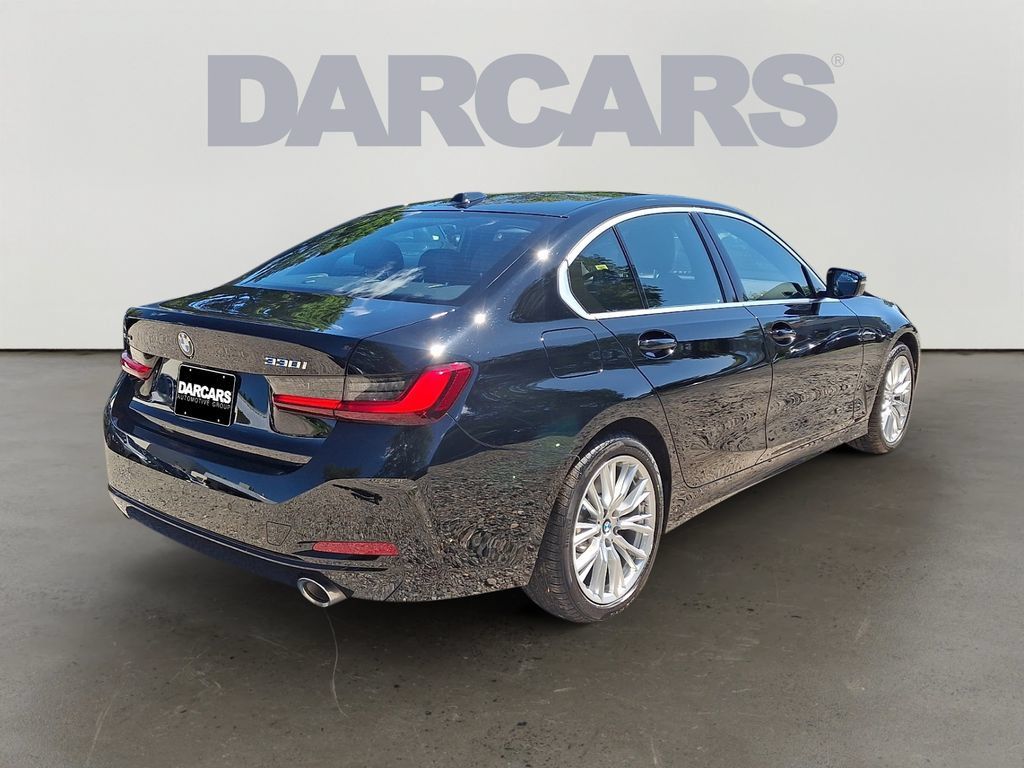 Certified 2024 BMW 330i xDrive Sedan w/ Premium Package AWD/4WD image 6