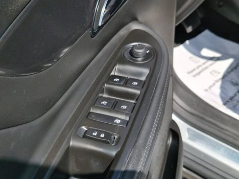Used 2022 Buick Encore Preferred w/ Safety Package AWD/4WD image 14