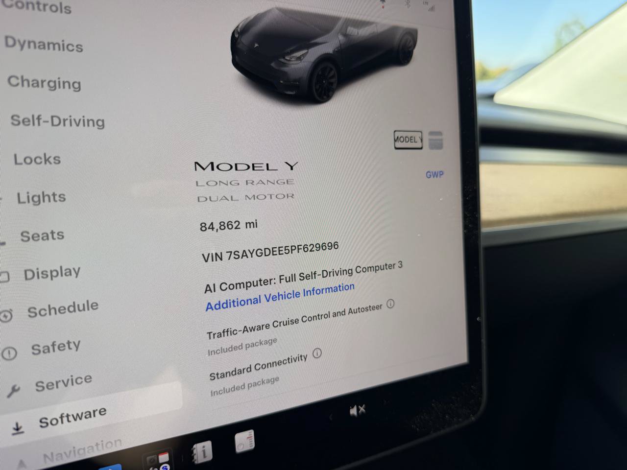 Used 2023 Tesla Model Y Long Range AWD/4WD image 14