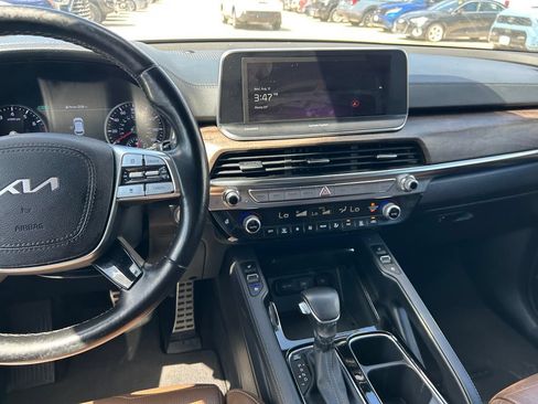 Used 2022 Kia Telluride SX w/ SX Prestige Package AWD/4WD image 20