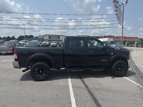 Used 2022 RAM 2500 Big Horn AWD/4WD image 14