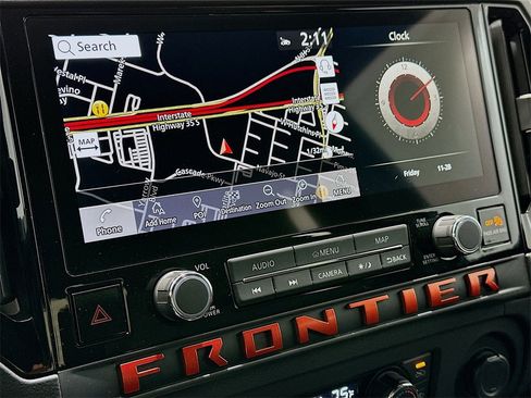 Used 2025 Nissan Frontier PRO-4X w/ Pro Premium Package image 12