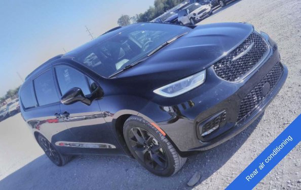 Used 2025 Chrysler Pacifica Limited FWD image 5