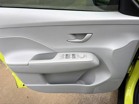 Used 2024 Hyundai Kona SEL image 15