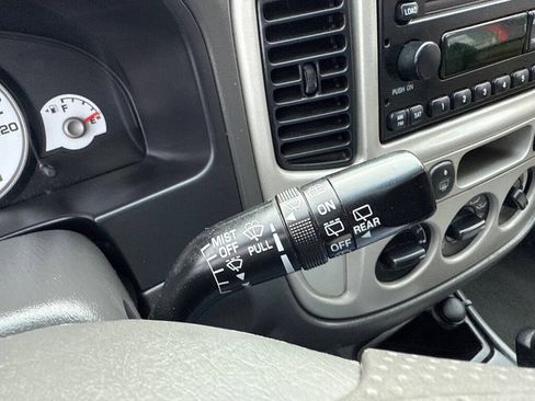 Used 2006 Ford Escape XLT image 26