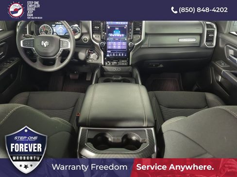 Used 2025 RAM 1500 Big Horn AWD/4WD image 14