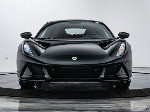 Used 2025 Lotus Emira RWD image 31