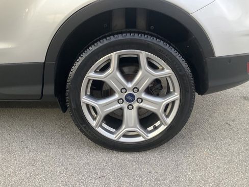 Used 2018 Ford Escape Titanium w/ Ford Safe & Smart Package image 7