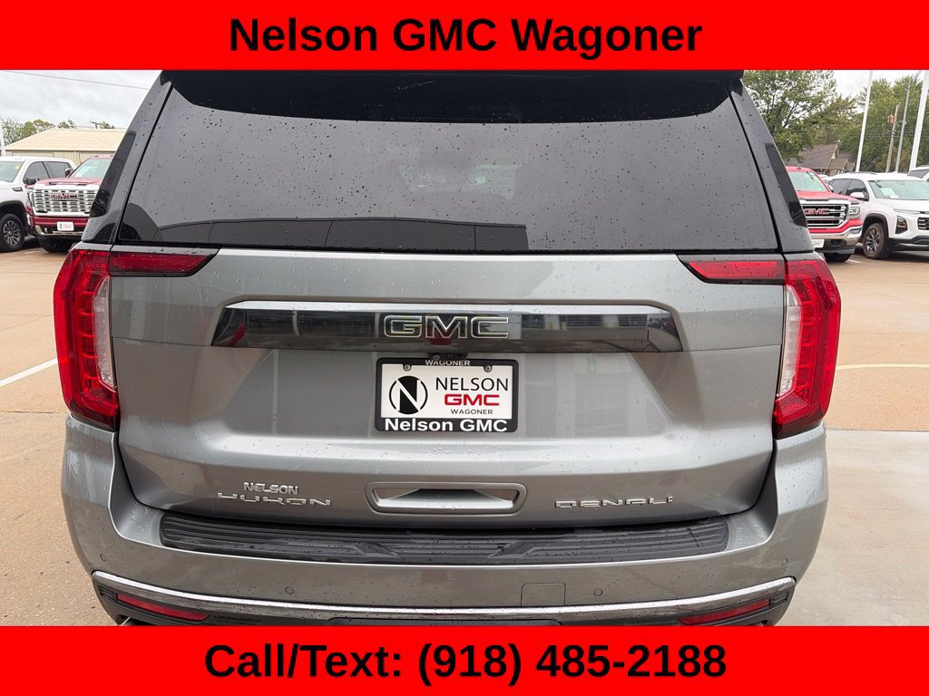 Used 2023 GMC Yukon Denali Ultimate AWD/4WD image 6