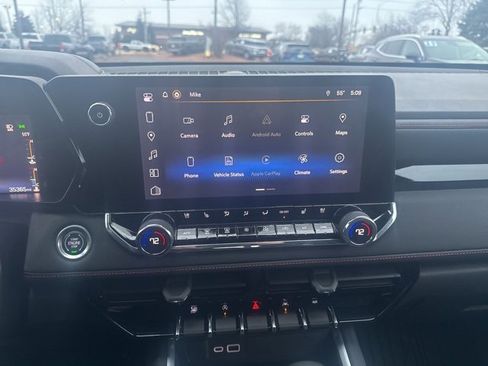 Used 2023 Chevrolet Colorado Z71 w/ Z71 Convenience Package 2 image 12