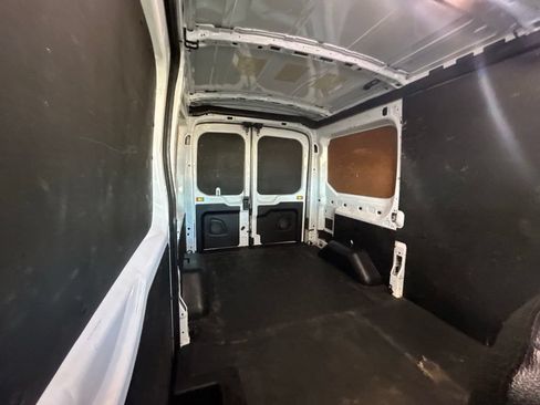 Used 2022 Ford Transit 250 Medium Roof AWD w/ Load Area Protection Package image 26
