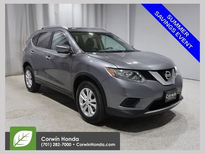 Used 2016 Nissan Rogue SV w/ SV Premium Package
