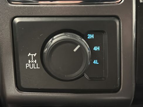 Used 2016 Ford F150 XLT w/ Equipment Group 302A Luxury AWD/4WD image 31