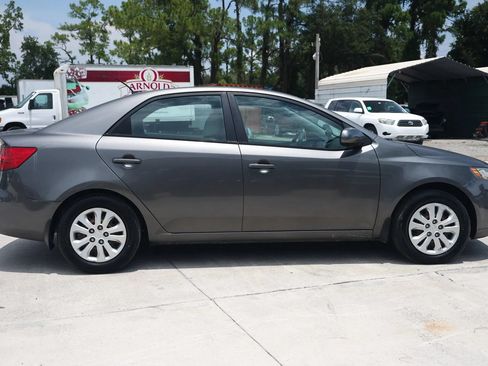 Used 2013 Kia Forte EX FWD image 8
