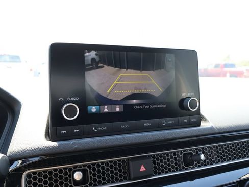 Used 2025 Honda Civic LX image 32