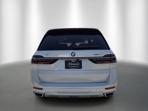 Certified 2026 BMW X7 xDrive40i AWD/4WD image 6
