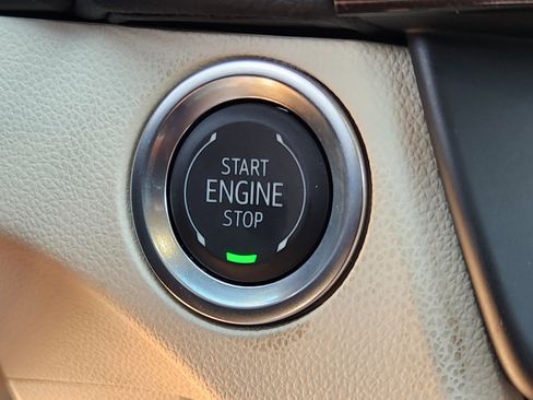 New 2025 Cadillac CT4 Premium Luxury image 29