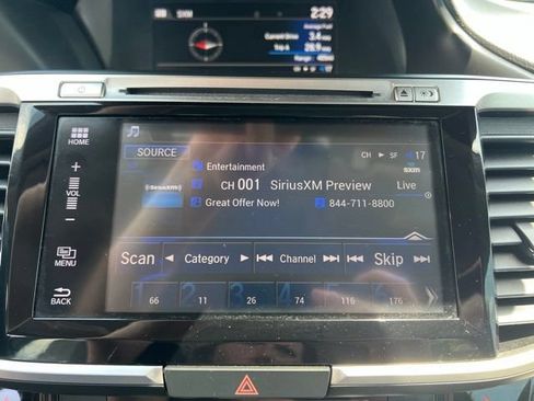 Used 2017 Honda Accord EX-L image 20