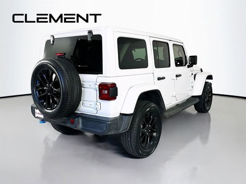 Used 2023 Jeep Wrangler Unlimited Sahara w/ Cold Weather Group image 7