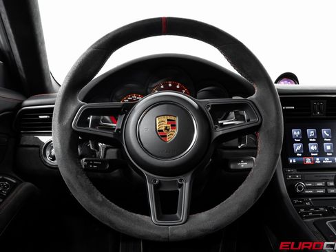 Used 2019 Porsche 911 GT3 image 30