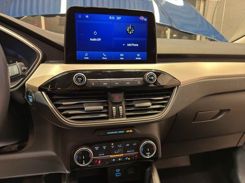 Used 2022 Ford Escape SE w/ Convenience Package image 18