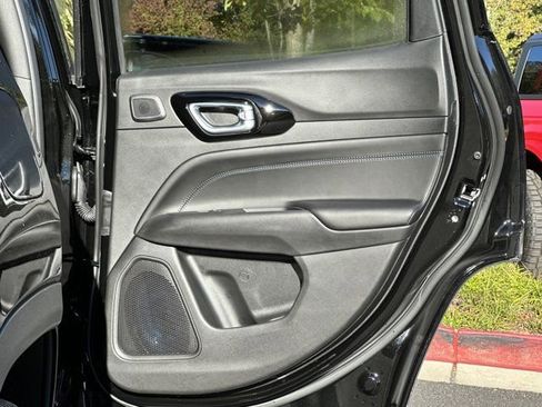 New 2026 Jeep Compass Latitude image 16