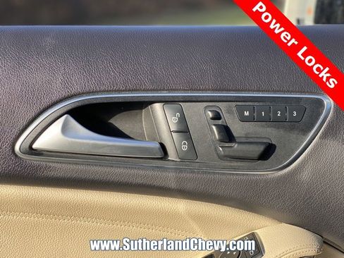 Used 2017 Mercedes-Benz GLA 250 4MATIC image 15