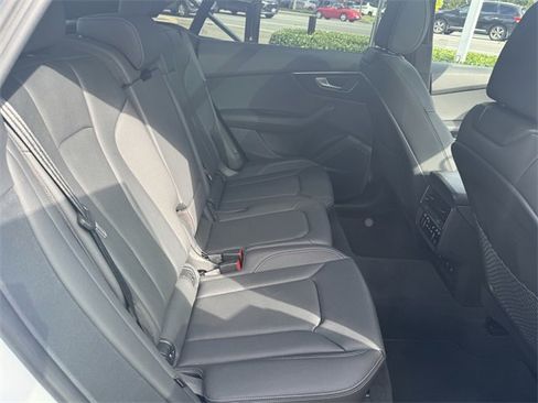 Certified 2024 Audi Q8 Premium Plus image 34