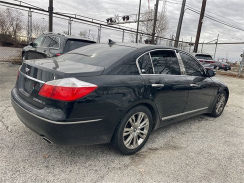 Used 2009 Hyundai Genesis 4.6 w/ Technology Pkg 5 image 5