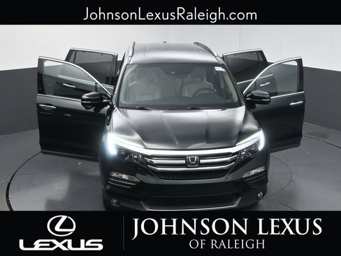Used 2016 Honda Pilot Touring image 35