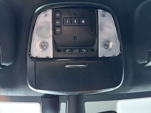 Used 2024 Dodge Durango R/T AWD/4WD image 33
