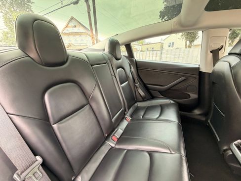 Used 2021 Tesla Model 3 Performance AWD/4WD image 22