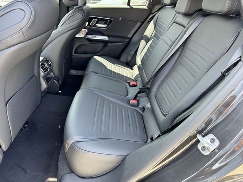 New 2025 Mercedes-Benz GLC 350e 4MATIC image 30