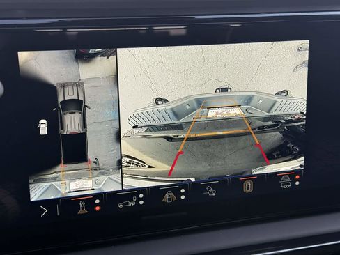 Used 2025 GMC Sierra 2500 AT4X w/ AT4X AEV Edition image 40