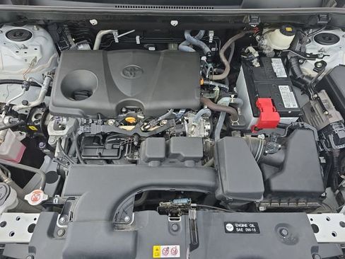 Certified 2022 Toyota RAV4 XLE Premium image 31