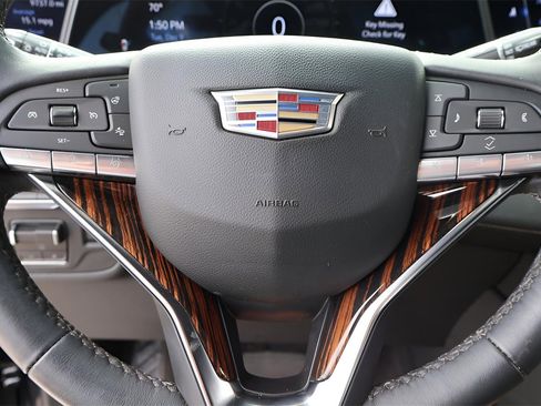 Used 2024 Cadillac Escalade Premium Luxury w/ Performance Package image 23