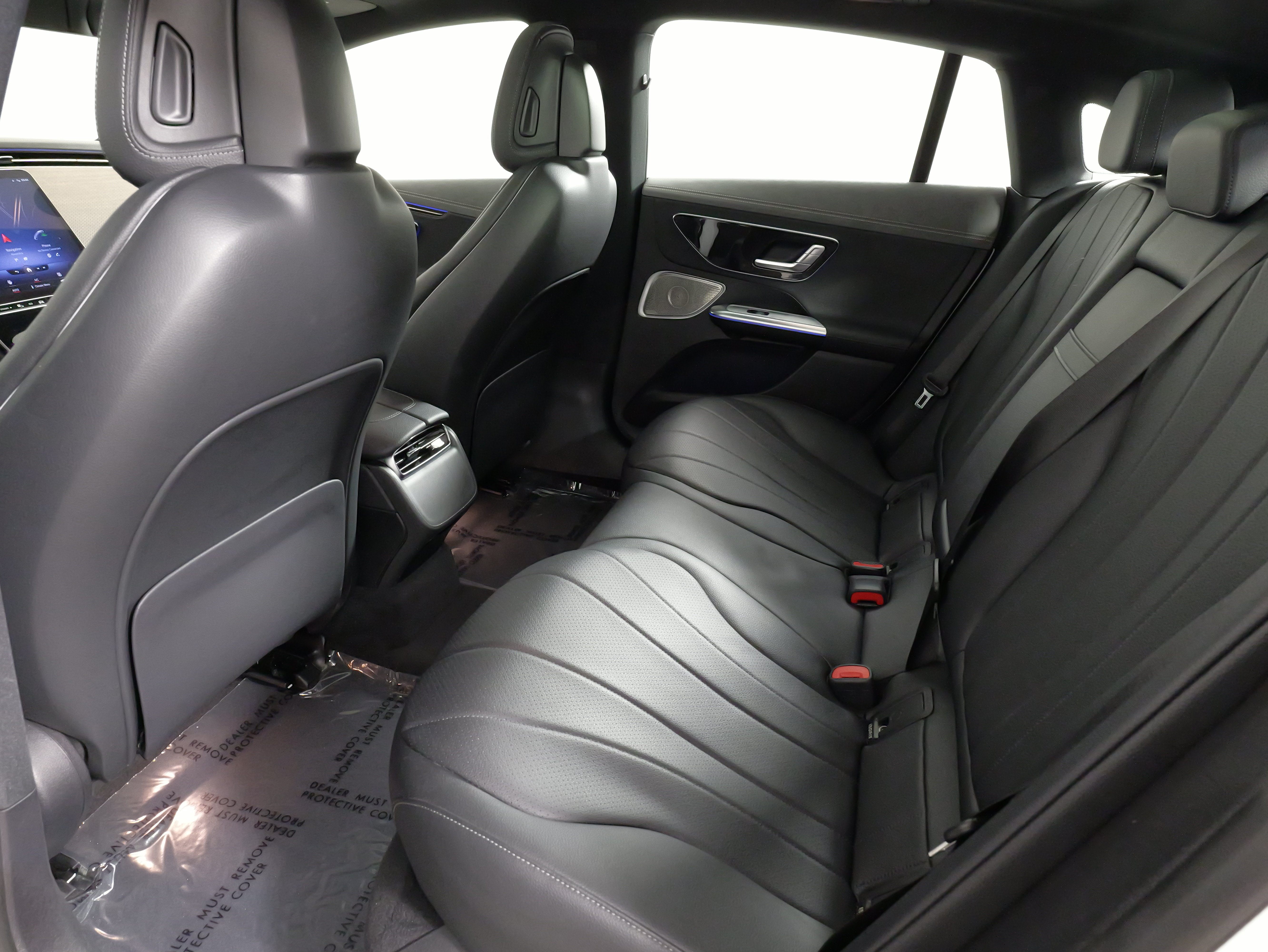 Used 2023 Mercedes-Benz EQE 350+ 4MATIC Sedan w/ Digital Light Package image 35
