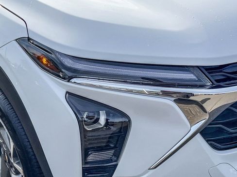 New 2026 Chevrolet Trax LT w/ Driver Confidence Package image 7