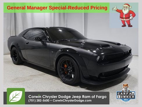 Used 2023 Dodge Challenger SRT Hellcat image 1