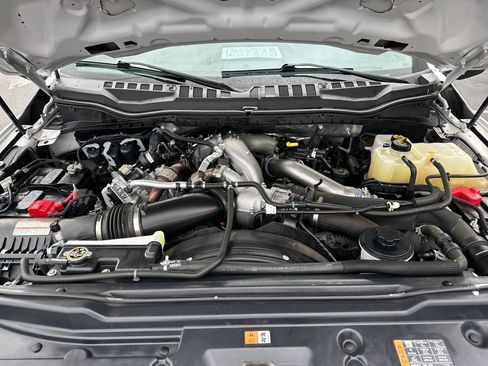 Used 2022 Ford F350 Lariat w/ Lariat Ultimate Package image 28