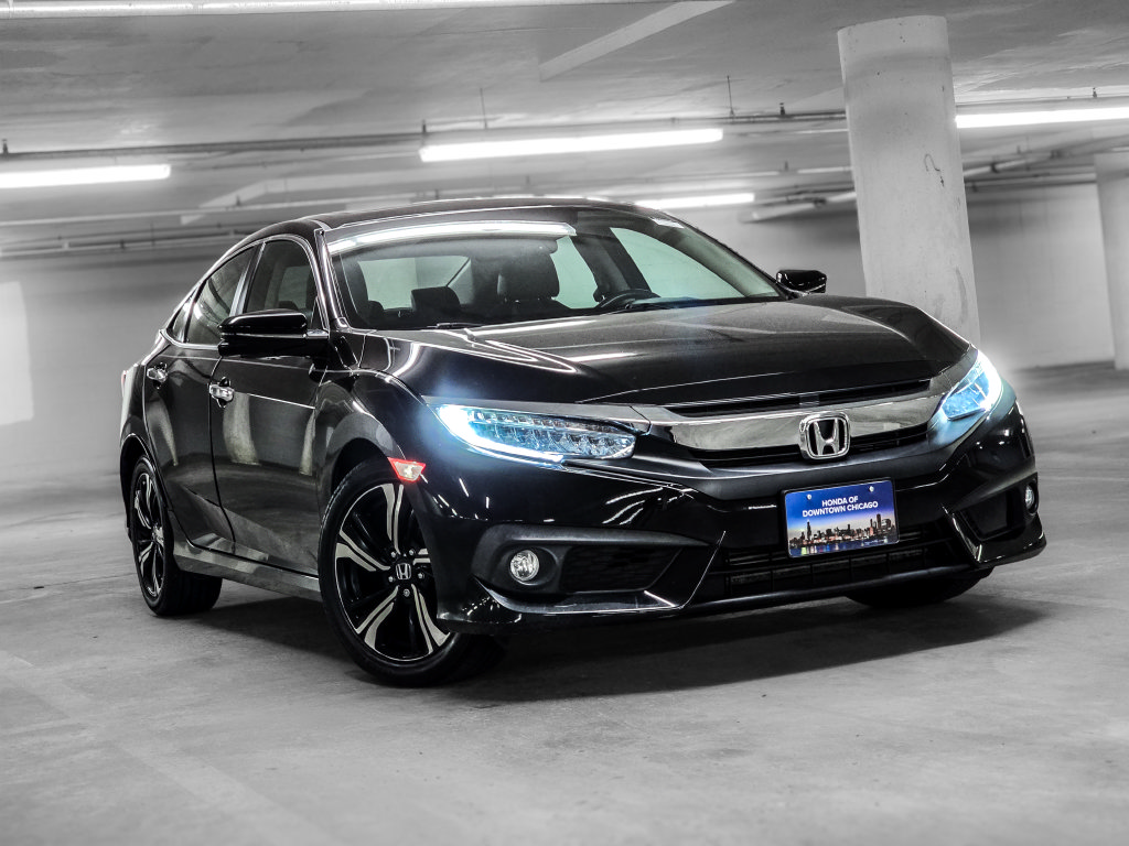 Used 2016 Honda Civic Touring image 4