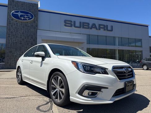 Used 2018 Subaru Legacy 3.6R Limited AWD/4WD image 1