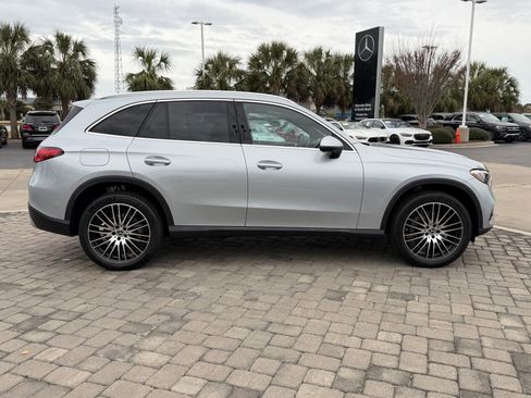 New 2026 Mercedes-Benz GLC 300 image 8