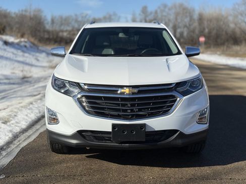 Used 2019 Chevrolet Equinox Premier image 3