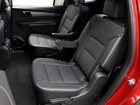 New 2026 Buick Enclave Preferred w/ LPO, Floor Liner Package image 11