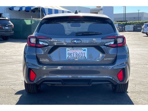 Used 2024 Subaru Impreza 2.0i Sport image 4