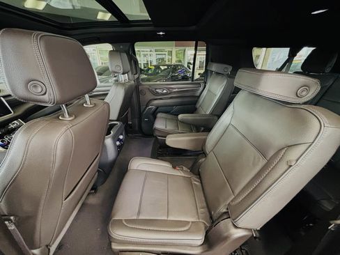 Used 2024 GMC Yukon XL Denali w/ Max Trailering Package AWD/4WD image 27
