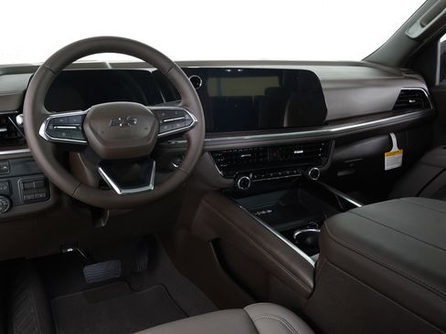 Used 2026 Chevrolet Tahoe Z71 w/ Comfort Package image 19